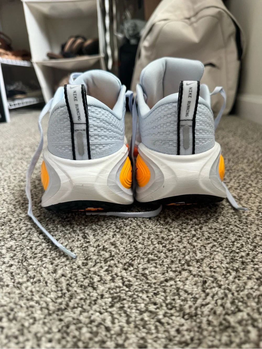 Nike Vomero Plus - Picture 3 of 4
